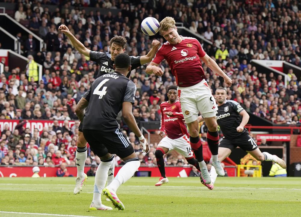 NBA：湖人险胜火箭 詹姆斯砍下全场最高分